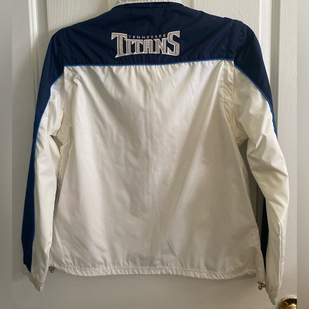NFL.. WOMENS TENNESSEE TITANS WINDBREAKER - Picture 10 of 16